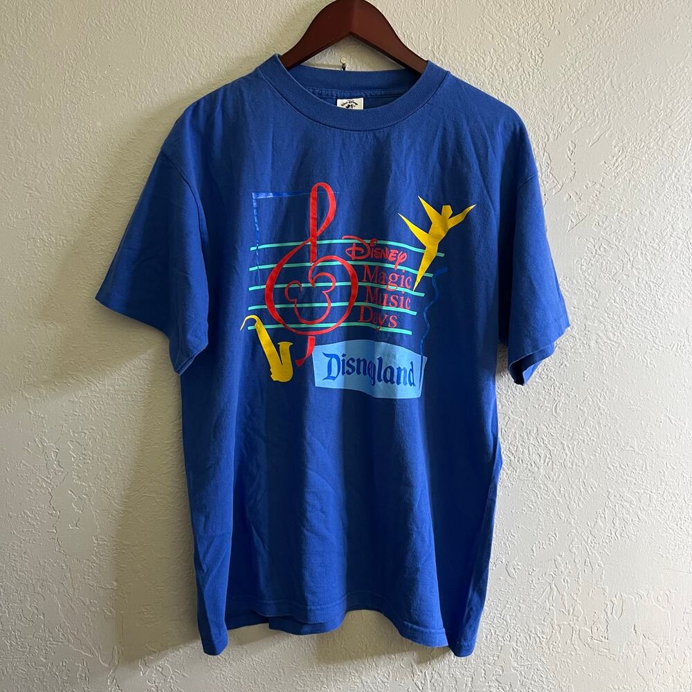 Vintage 90s Disneyland Magic Music Days Adult XL
T Shirt USA Oneita Y2K